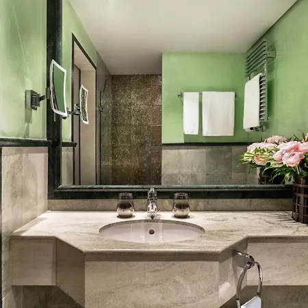 Eden Roc - The Leading Of The World Hotel