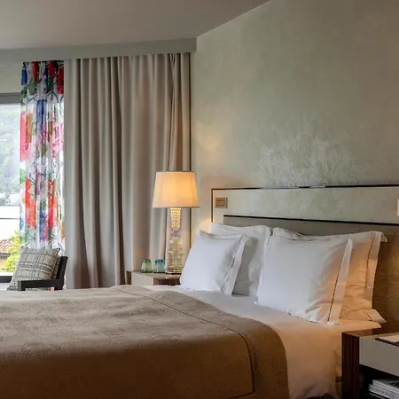 Eden Roc - The Leading Of The World מלון 5*